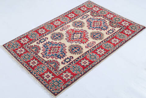 Kazak Beige Hand Knotted 29 X 42 Area Rug 700-148179 Image 2