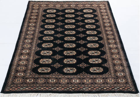 Bokhara Black Hand Knotted 41 X 59 Area Rug 700-148198 Image 1