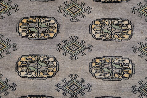 Bokhara Grey Hand Knotted 31 X 51 Area Rug 700-148201 Image 3