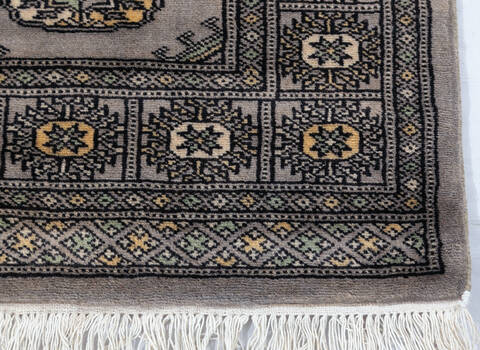 Bokhara Grey Hand Knotted 31 X 51 Area Rug 700-148201 Image 4