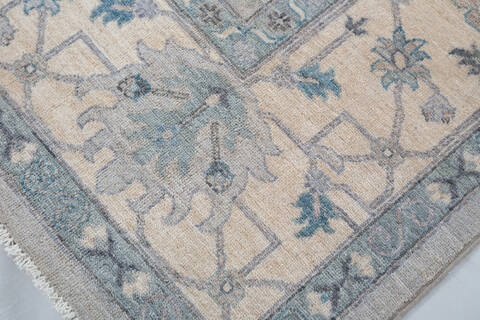 Chobi Grey Hand Knotted 90 X 119 Area Rug 700-148205 Image 7