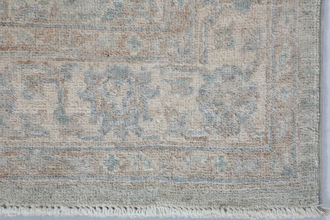 Chobi Light Gray Hand Knotted 40 X 66 Area Rug 700-148222 Image 4