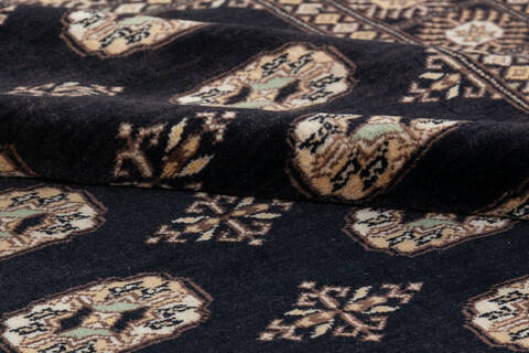 Bokhara Black Hand Knotted 44 X 510 Area Rug 700-148228 Image 5