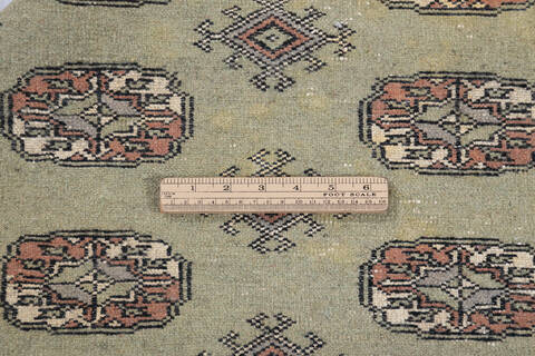 Bokhara Green Hand Knotted 40 X 59 Area Rug 700-148241 Image 6