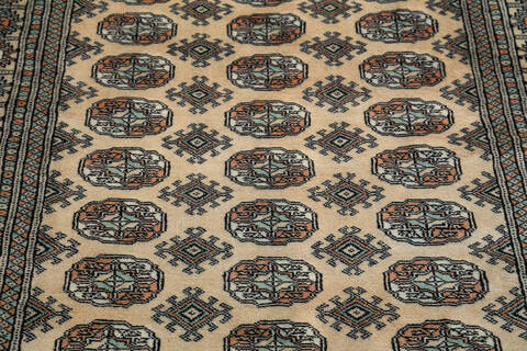 Bokhara Beige Hand Knotted 42 X 60 Area Rug 700-148261 Image 3
