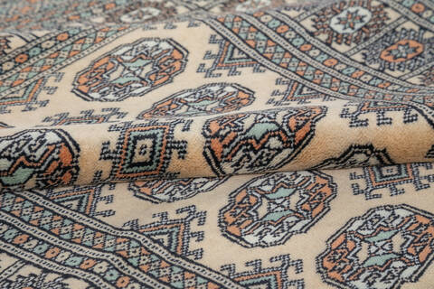 Bokhara Beige Hand Knotted 42 X 60 Area Rug 700-148261 Image 6