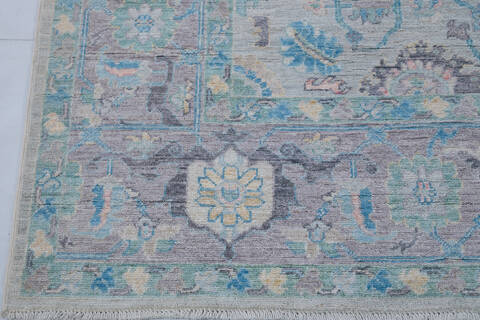 Chobi Light Gray Hand Knotted 60 X 88 Area Rug 700-148270 Image 4