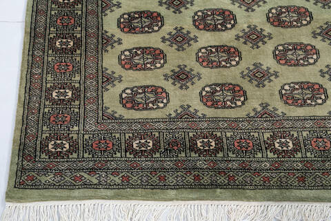 Bokhara Green Hand Knotted 48 X 65 Area Rug 700-148272 Image 4