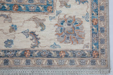 Chobi Light Gray Hand Knotted 82 X 105 Area Rug 700-148282 Image 4
