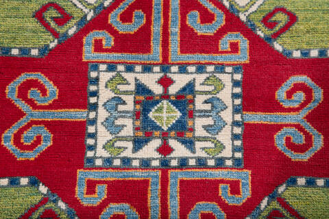 Kazak Red Hand Knotted 59 X 78 Area Rug 700-148295 Image 4