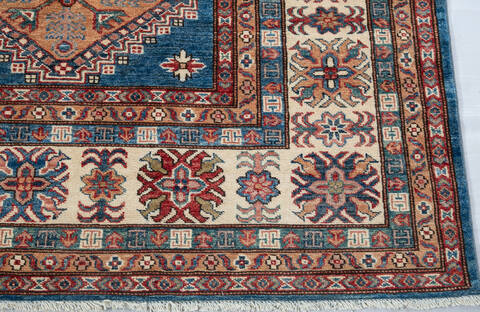 Kazak Blue Hand Knotted 90 X 120 Area Rug 700-148299 Image 3