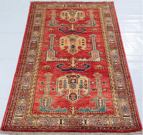 Kazak Red Hand Knotted 29 X 51 Area Rug 700-148320 Image 1