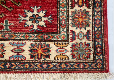 Kazak Red Hand Knotted 34 X 48 Area Rug 700-148324 Image 4