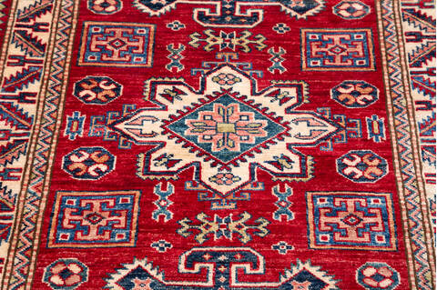 Kazak Red Hand Knotted 34 X 51 Area Rug 700-148327 Image 3