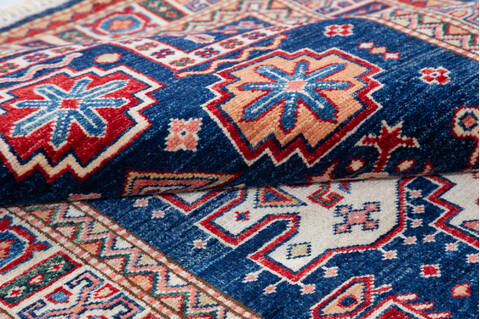 Kazak Blue Hand Knotted 33 X 52 Area Rug 700-148328 Image 6