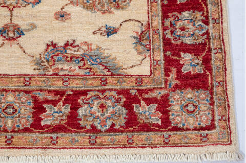 Chobi Beige Hand Knotted 31 X 44 Area Rug 700-148335 Image 4