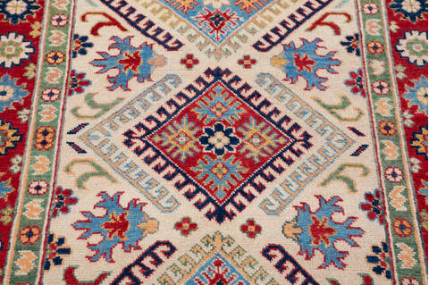 Kazak Beige Hand Knotted 34 X 51 Area Rug 700-148340 Image 3