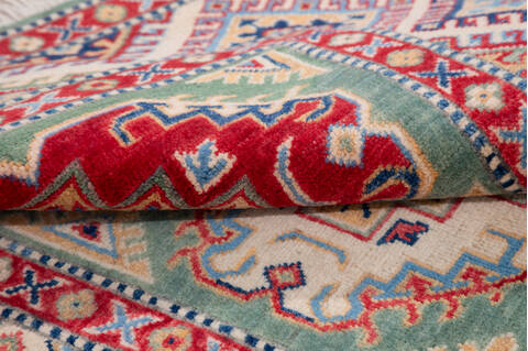 Kazak Green Hand Knotted 34 X 410 Area Rug 700-148343 Image 6