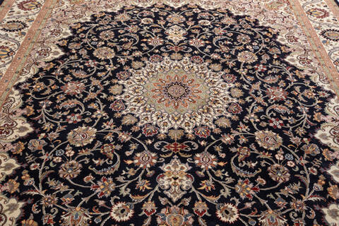 Pak-Persian Black Hand Knotted 82 X 105 Area Rug 700-148346 Image 3