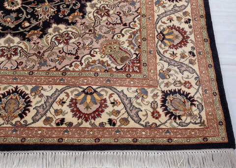Pak-Persian Black Hand Knotted 82 X 105 Area Rug 700-148346 Image 4