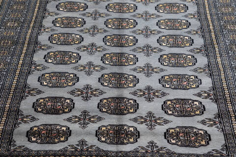 Bokhara Grey Hand Knotted 48 X 68 Area Rug 700-155547 Image 2