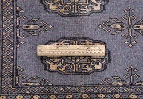 Bokhara Grey Runner Hand Knotted 27 X 101 Area Rug 700-155553 Image 5