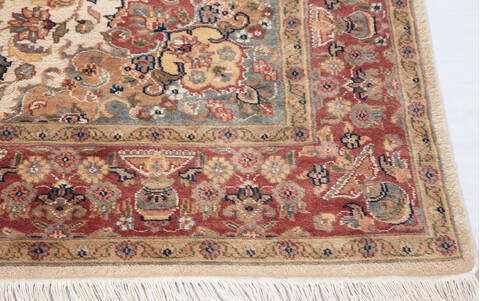 Pak-Persian White Hand Knotted 50 X 81 Area Rug 700-155554 Image 3