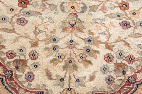 Pak-Persian White Hand Knotted 40 X 61 Area Rug 700-155555 Image 4