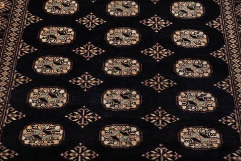 Bokhara Black Hand Knotted 41 X 62 Area Rug 700-155575 Image 2
