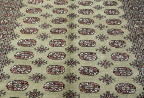 Bokhara Green Hand Knotted 48 X 66 Area Rug 700-155578 Image 2