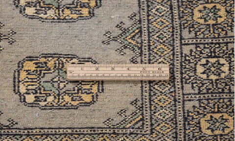 Bokhara Grey Hand Knotted 41 X 62 Area Rug 700-155580 Image 6