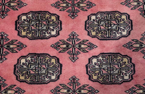 Bokhara Purple Hand Knotted 47 X 69 Area Rug 700-155584 Image 4