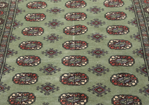 Bokhara Green Hand Knotted 43 X 60 Area Rug 700-155586 Image 2