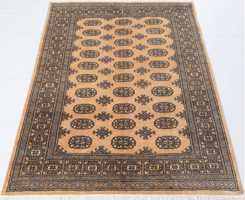 Bokhara Beige Hand Knotted 42 X 60 Area Rug 700-155589 Image 1