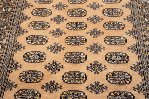 Bokhara Beige Hand Knotted 42 X 60 Area Rug 700-155589 Image 2