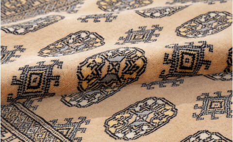 Bokhara Beige Hand Knotted 42 X 60 Area Rug 700-155589 Image 5