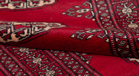 Bokhara Red Runner Hand Knotted 26 X 104  Area Rug 700-155594 Image 7