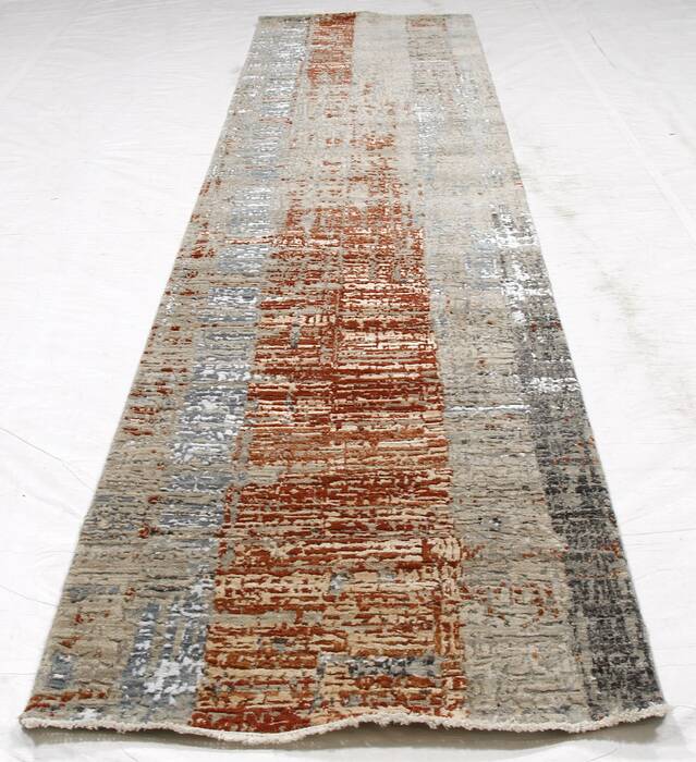 Modern-Contemporary Light Gray Runner Hand Loomed 26 X 121 Area Rug 254-155596 Image 6