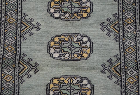Bokhara Grey Runner Hand Knotted 27 X 99 Area Rug 700-155606 Image 4