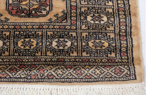 Bokhara Beige Runner Hand Knotted 21 X 62 Area Rug 700-155613 Image 4