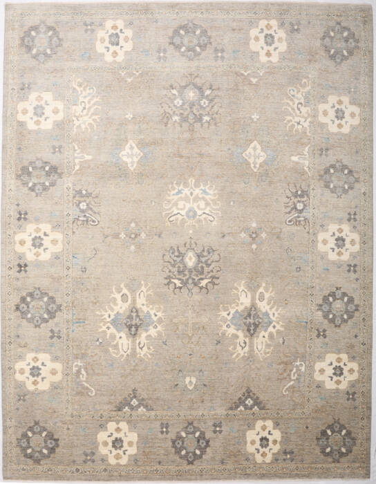Ziegler Grey Hand Knotted 80 X 102 Area Rug 254-155638 Image 0