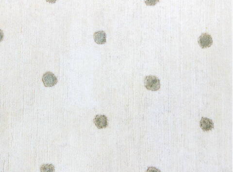 Bhadohi White Hand Knotted 47 X 67 Area Rug 902-155648 Image 3