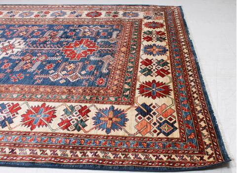 Kazak Light Gray Hand Knotted 80 X 98 Area Rug 254-155668 Image 3