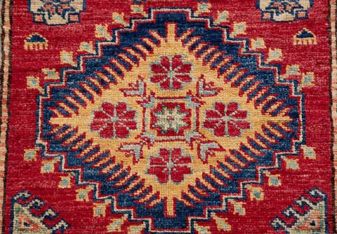 Kazak Red Hand Knotted 29 X 40 Area Rug 700-155683 Image 5