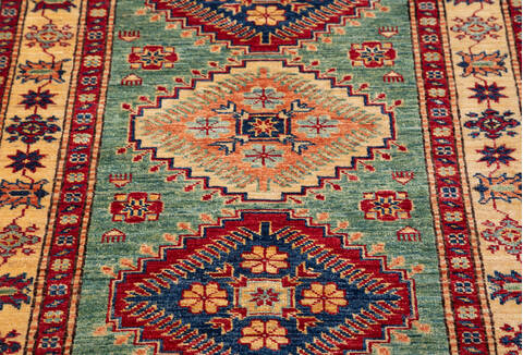 Kazak Green Hand Knotted 210 X 42 Area Rug 700-155685 Image 3