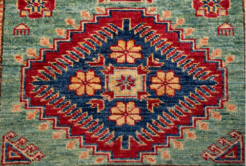 Kazak Green Hand Knotted 210 X 42 Area Rug 700-155685 Image 5