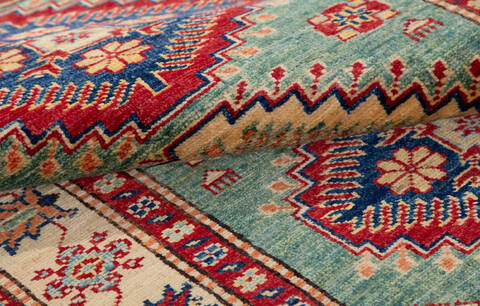 Kazak Green Hand Knotted 210 X 42 Area Rug 700-155685 Image 6