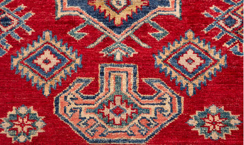 Kazak Red Hand Knotted 28 X 40 Area Rug 700-155686 Image 5
