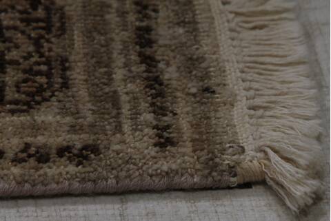 Modern Beige Hand Knotted 80 X 100 Area Rug 254-155694 Image 2
