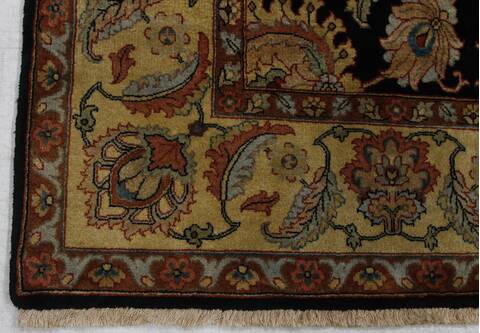 Floral Black Hand Knotted 81 X 101 Area Rug 254-155702 Image 4